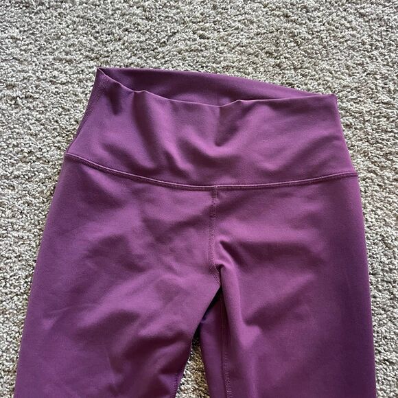 ALO Yoga High Waist Airlift Purple Leggings Athletic 7/8 Length Womens Sz M - Picture 4 of 8